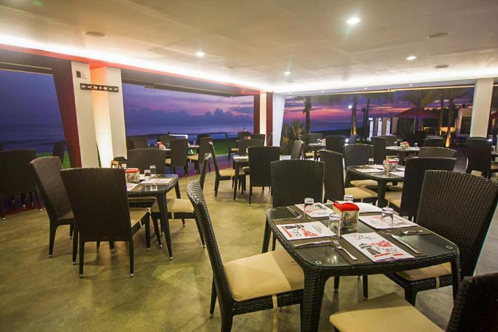 Hotel El Faro Monterrico Bagian luar foto