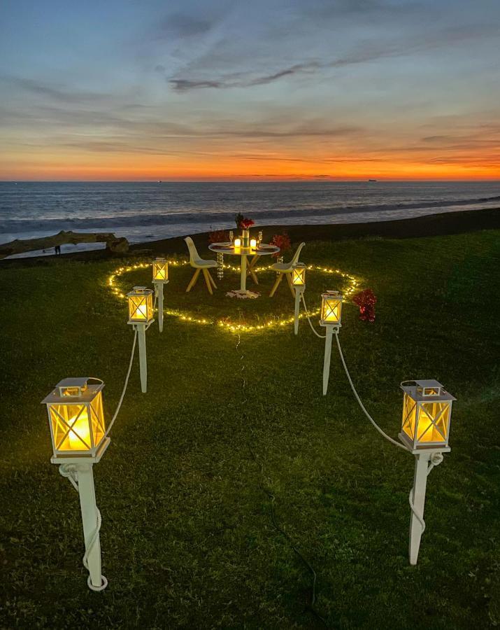 Hotel El Faro Monterrico Bagian luar foto