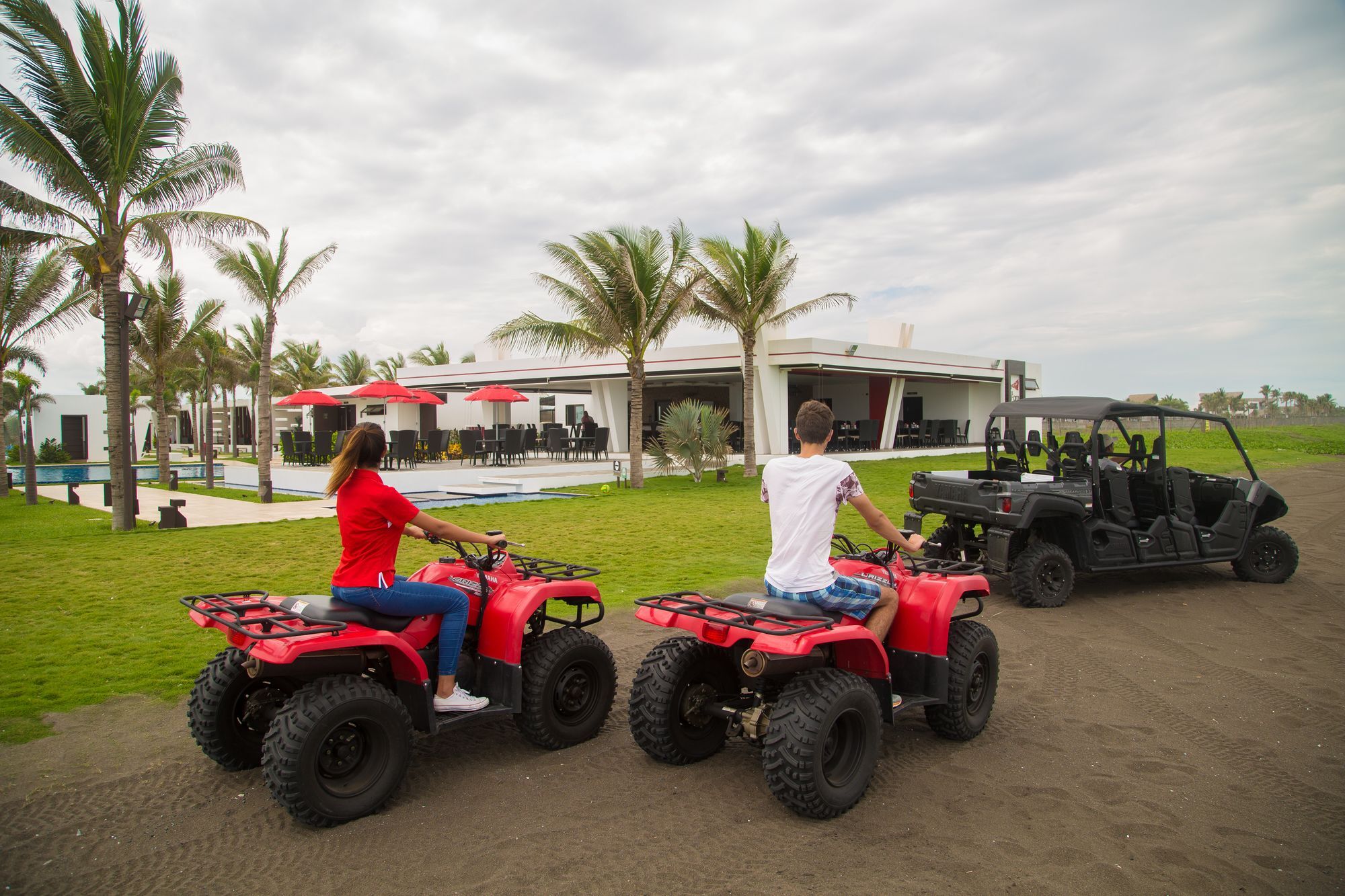 Hotel El Faro Monterrico Bagian luar foto