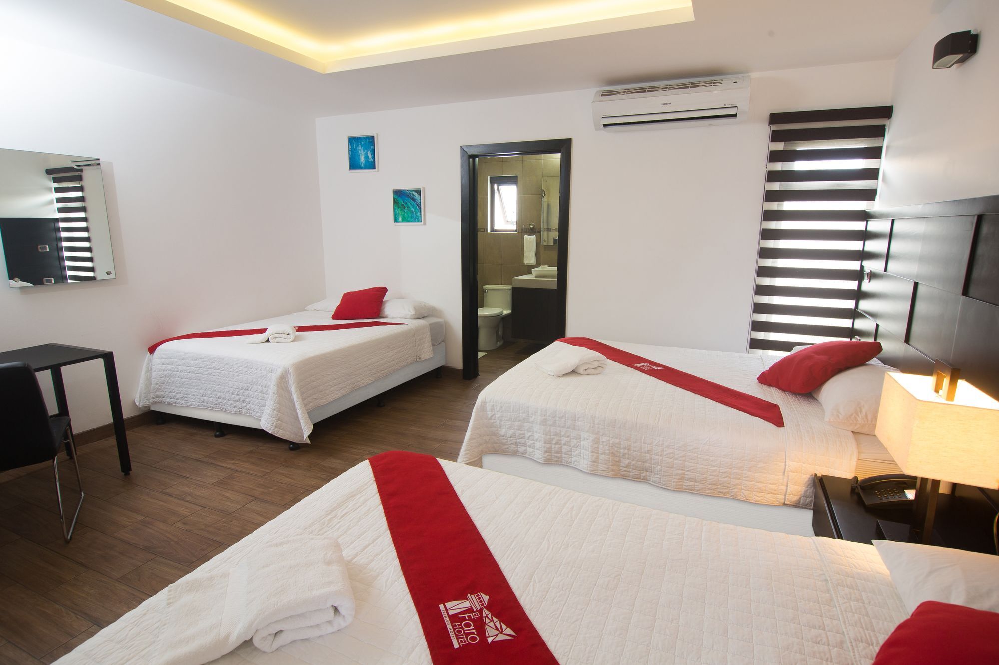 Hotel El Faro Monterrico Bagian luar foto